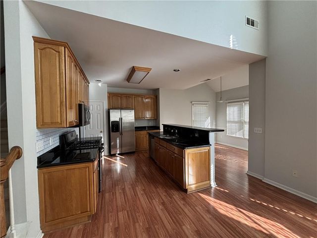 9510 Knollcrest Boulevard, Alpharetta, GA 30022