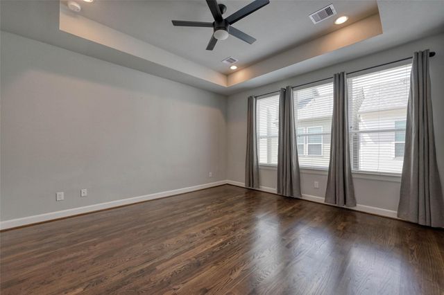 951 W 17th Street, Houston, TX 77008