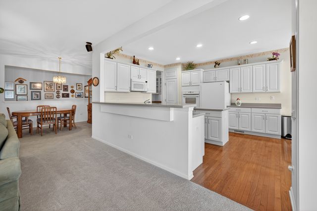 13464 Winterberry Lane, Huntley, IL 60142