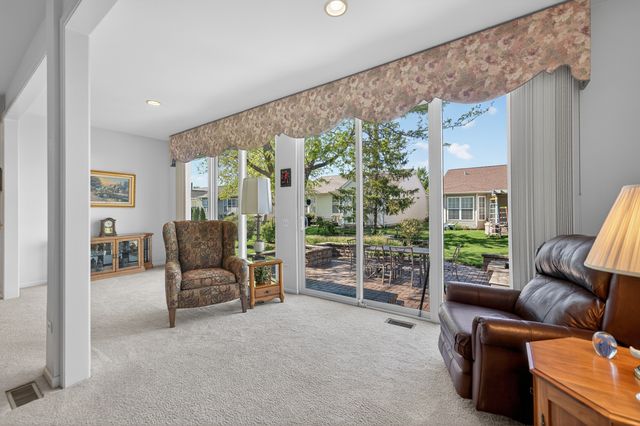13464 Winterberry Lane, Huntley, IL 60142
