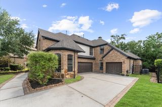 7 Mohawk Path Place, The Woodlands, TX 77389
