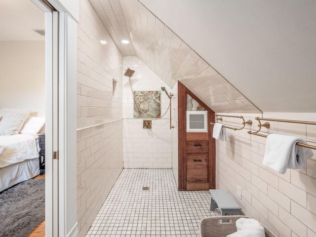 1237 Neil Avenue, Columbus, OH 43201
