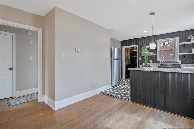 800 Lewis Street, Fayetteville, NC 28303