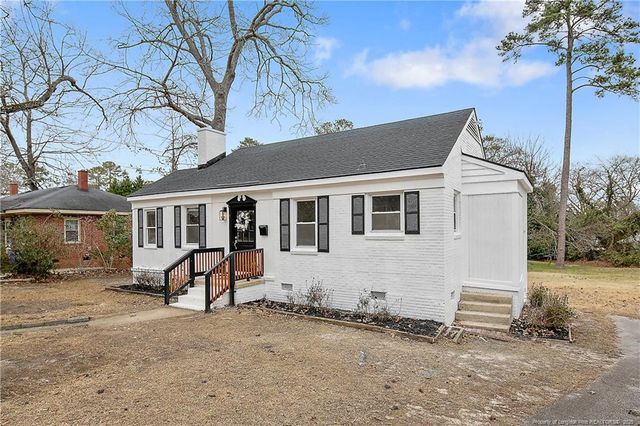 800 Lewis Street, Fayetteville, NC 28303