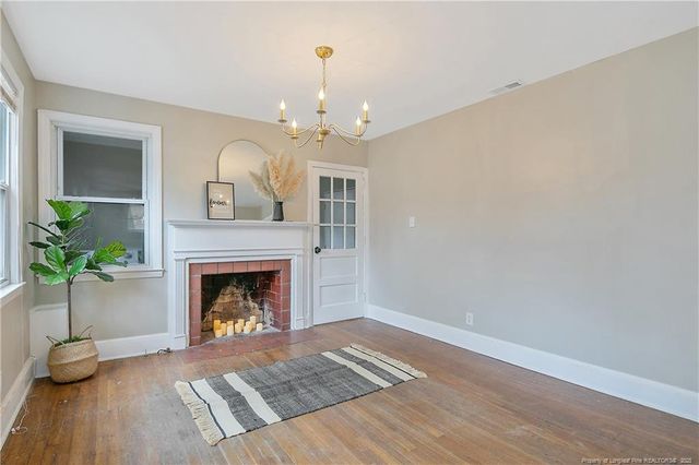 800 Lewis Street, Fayetteville, NC 28303