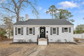 800 Lewis Street, Fayetteville, NC 28303