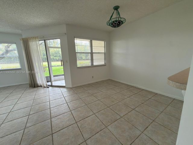 1000 SW 125th Avenue 102N, Pembroke Pines, FL 33027