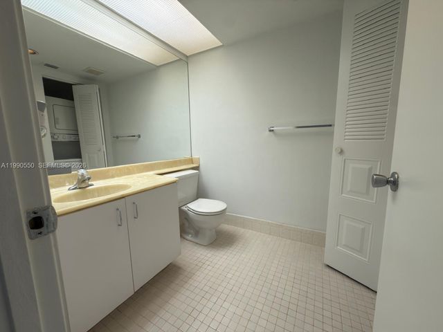 1000 SW 125th Avenue 102N, Pembroke Pines, FL 33027