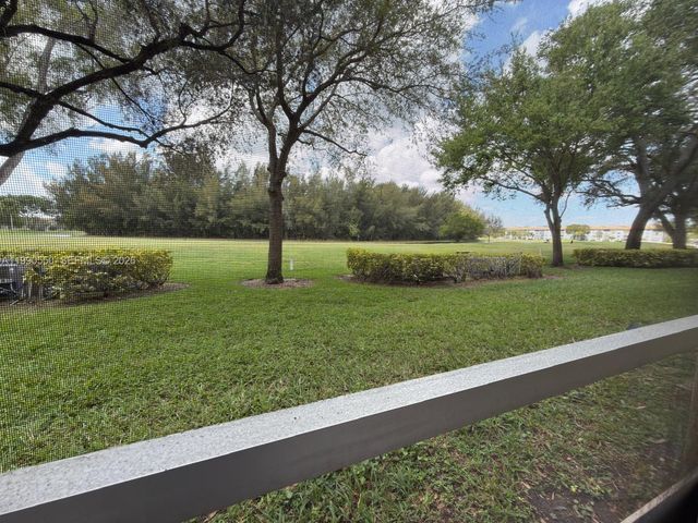 1000 SW 125th Avenue 102N, Pembroke Pines, FL 33027
