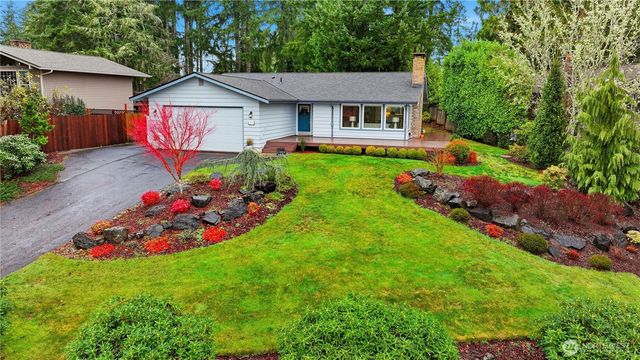 80 E Channel Drive, Allyn, WA 98524