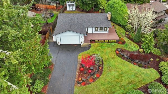 80 E Channel Drive, Allyn, WA 98524