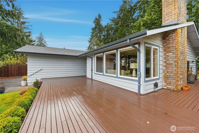 80 E Channel Drive, Allyn, WA 98524