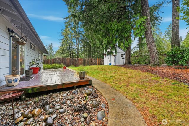 80 E Channel Drive, Allyn, WA 98524