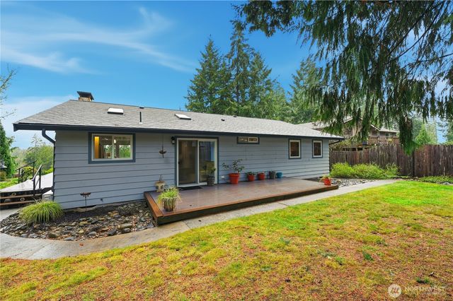80 E Channel Drive, Allyn, WA 98524