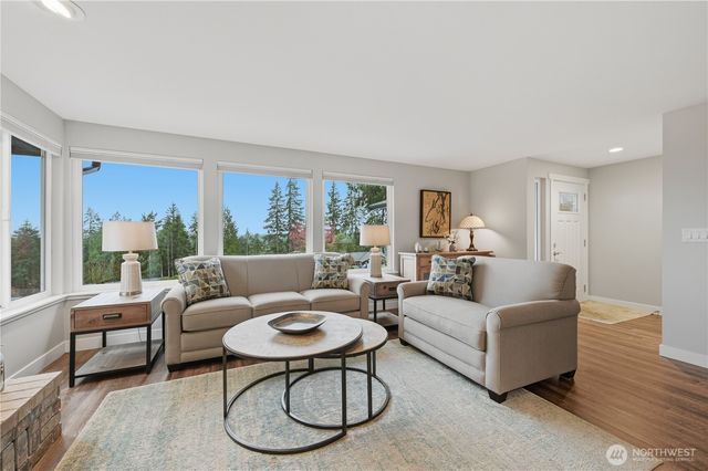 80 E Channel Drive, Allyn, WA 98524