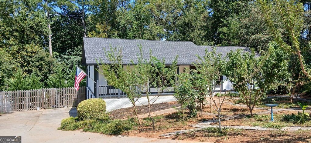 4268 Smithsonia Court, Tucker, GA 30084 — photo 2