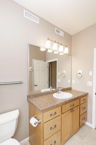 4532 Woodhaven Drive S, Fargo, ND 58104