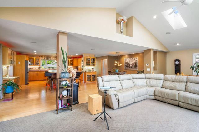 1904 16th Street NW, Faribault, MN 55021