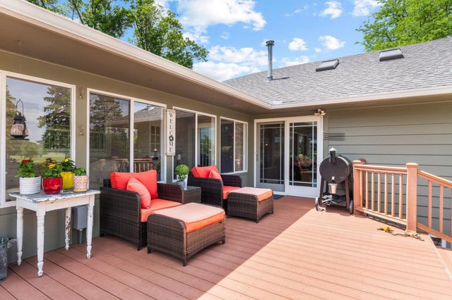 1904 16th Street NW, Faribault, MN 55021