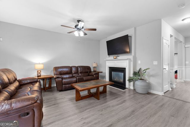 12 Seville Court, Newnan, GA 30263