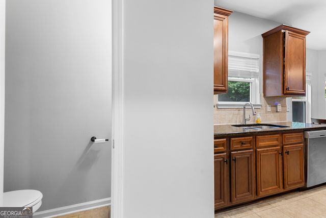 12 Seville Court, Newnan, GA 30263