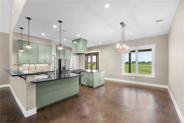 6951 Watermelon Road, Somerville, TX 77879
