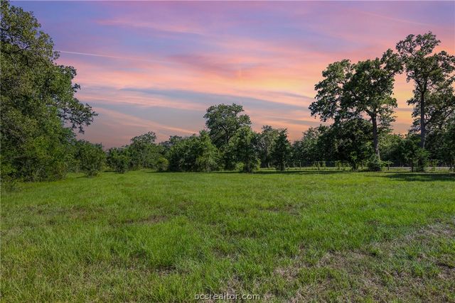 6951 Watermelon Road, Somerville, TX 77879