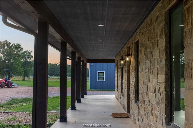 6951 Watermelon Road, Somerville, TX 77879