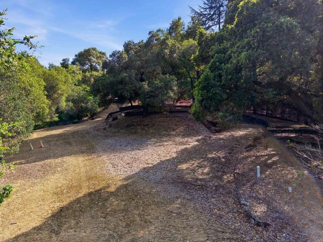 15400 Madrone Hill Road, Saratoga, CA 95070