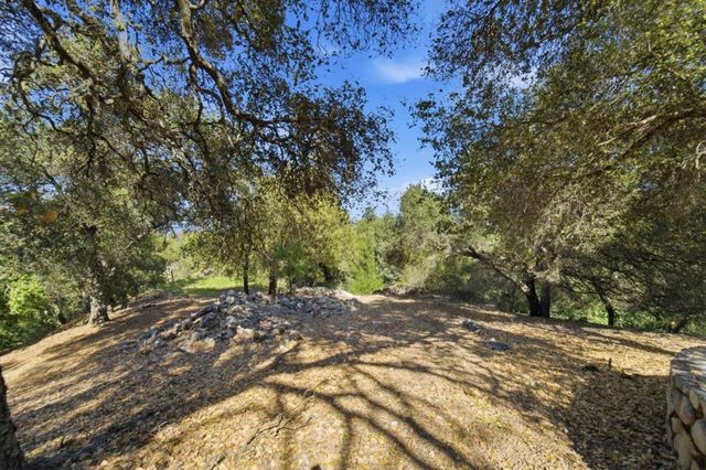 15400 Madrone Hill Road, Saratoga, CA 95070
