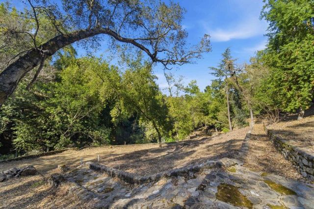 15400 Madrone Hill Road, Saratoga, CA 95070
