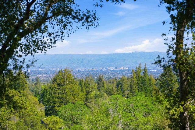 15400 Madrone Hill Road, Saratoga, CA 95070