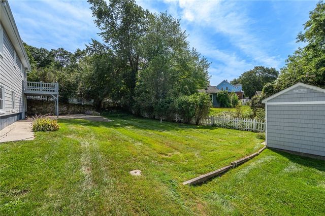 8 Benelli Street, Woonsocket, RI 02895