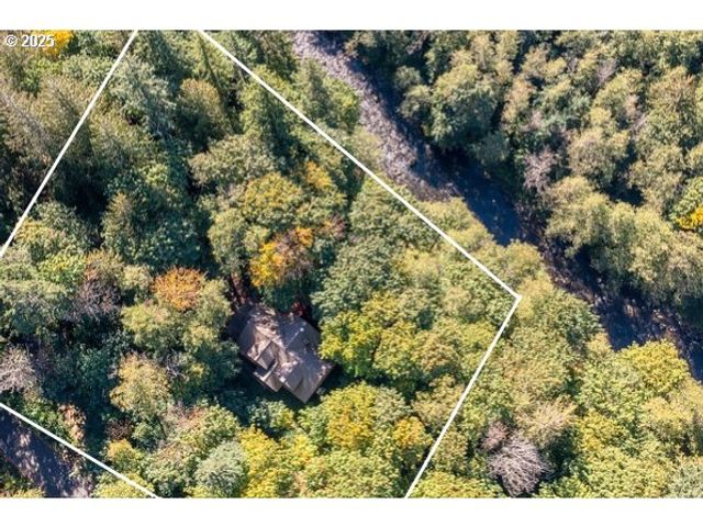 29409 E EDGEWATER Dr, Welches, OR 97067