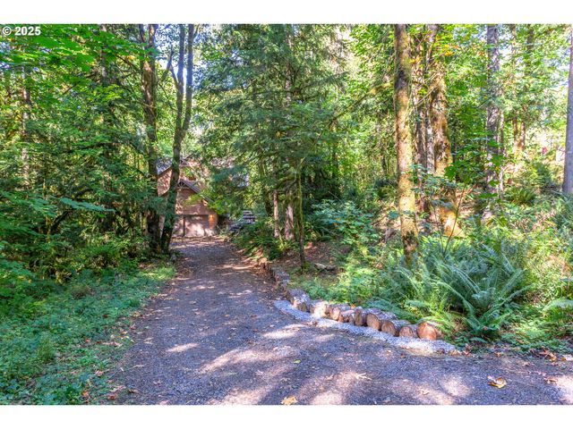 29409 E EDGEWATER Dr, Welches, OR 97067