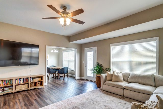 549 Sapphire Drive, Berea, KY 40403