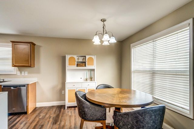 549 Sapphire Drive, Berea, KY 40403