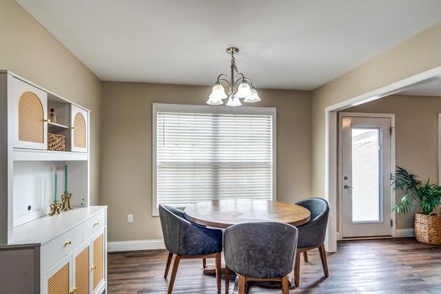 549 Sapphire Drive, Berea, KY 40403