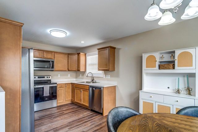 549 Sapphire Drive, Berea, KY 40403