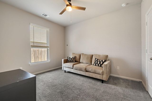 503 Hendelson LN, Hutto, TX 78634