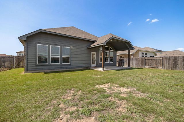503 Hendelson LN, Hutto, TX 78634