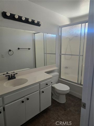 7838 Lavender Court, Highland, CA 92346