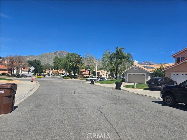 7838 Lavender Court, Highland, CA 92346