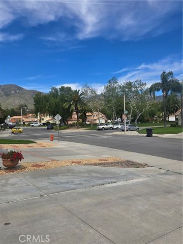 7838 Lavender Court, Highland, CA 92346