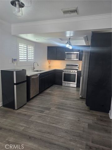 7838 Lavender Court, Highland, CA 92346