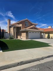 7838 Lavender Court, Highland, CA 92346