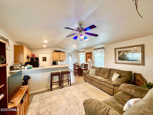 8102 White Mountain Lake Road, Show Low, AZ 85901