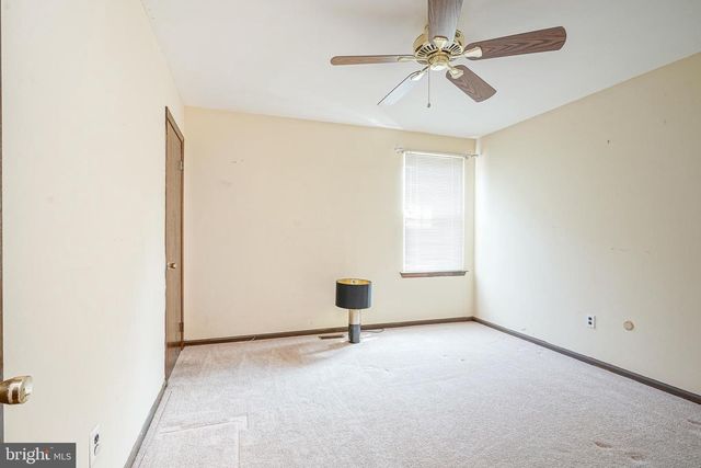 11 OAK ST, Blackwood, NJ 08012