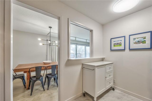 8718 METCALF Avenue 102, Overland Park, KS 66212