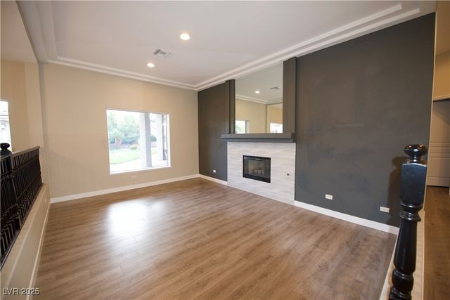 2111 Loro Court, Las Vegas, NV 89117